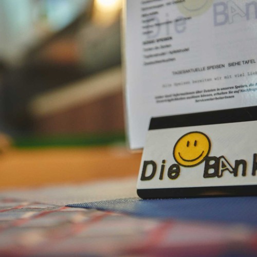Die :) Bank