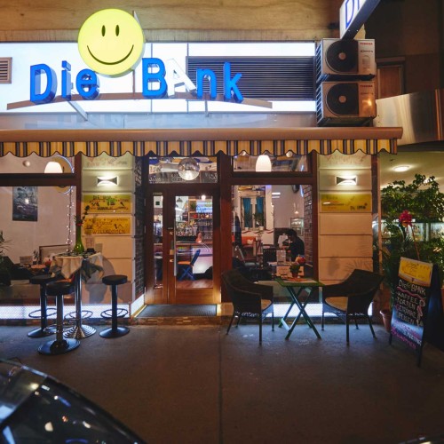 Die :) Bank